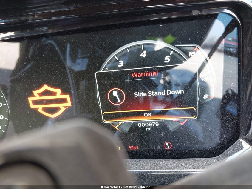 2025 Harley-davidson Road glide VIN 1HD1TL810SB958880 IAAI salvage auction — FRONT & REAR, Salvage (Tennessee), sold $20,050 on 2026-07-14 (photo 7)