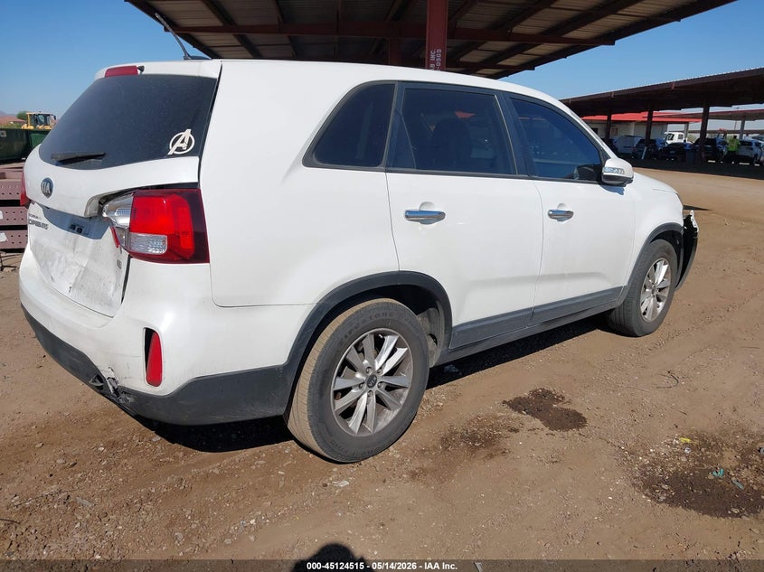 2015 Kia Sorento VIN 5XYKT3A62FG621943 IAAI salvage auction — NORMAL WEAR, Salvage (Texas), sold $975 on 2026-07-21 (photo 4)