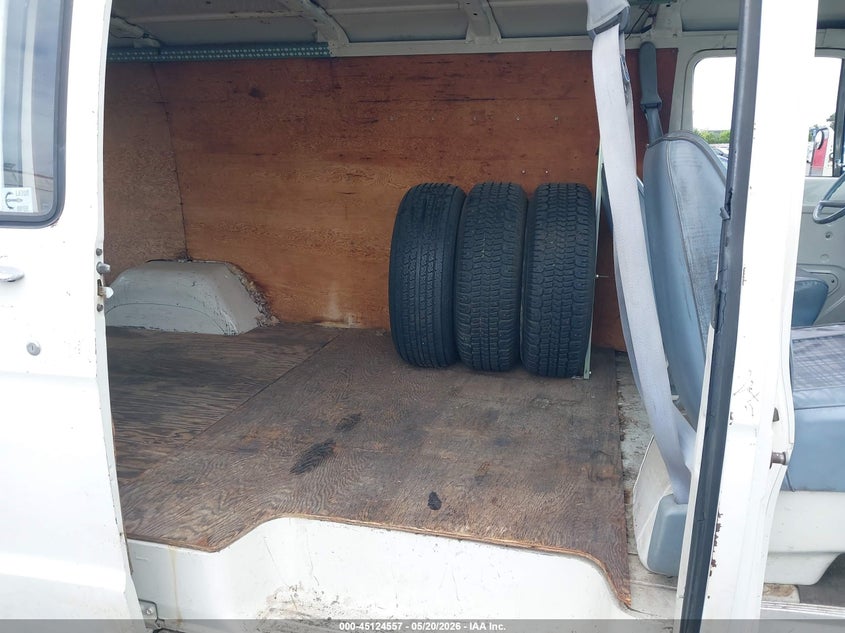 1982 Dodge Ram van VIN 2B7HB23P4CK142551 IAAI salvage auction — REAR END, Clear (Oregon), sold $225 on 2026-07-09 (photo 8)