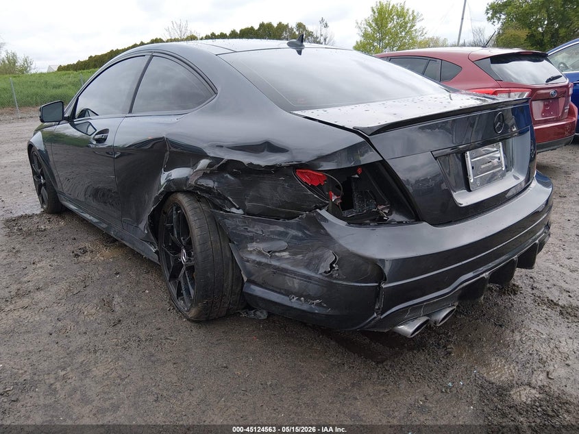 2014 Mercedes-benz C-klasse amg VIN WDDGJ7HB9EG173448 IAAI salvage auction — REAR END, Salvage Title, sold $24,200 on 2026-08-13 (photo 3)