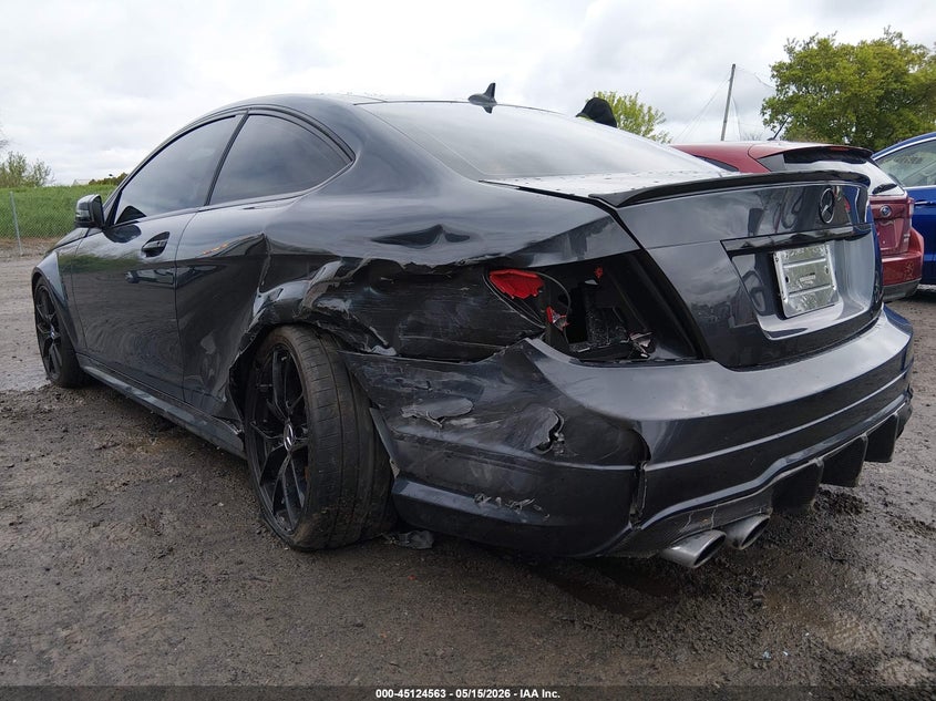 2014 Mercedes-benz C-klasse amg VIN WDDGJ7HB9EG173448 IAAI salvage auction — REAR END, Salvage Title, sold $24,200 on 2026-08-13 (photo 6)