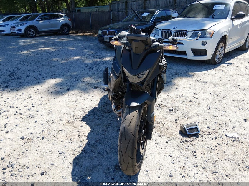 2025 Honda Cb VIN JH2RH2407SK001974 IAAI salvage auction — RIGHT SIDE, Salvage (South Carolina), sold $2,800 on 2026-07-14 (photo 5)
