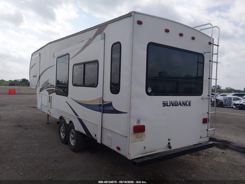2010 Heartland rv Sundance VIN 5SFSG2922AE206667 IAAI salvage auction — HAIL, Original (Texas), sold $525 on 2026-07-28 (photo 3)