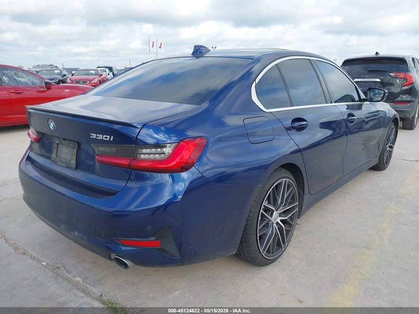 2020 BMW 3er VIN WBA5R1C06LFH98633 IAAI salvage auction — LEFT FRONT, Original (Texas), sold $6,300 on 2026-07-29 (photo 4)