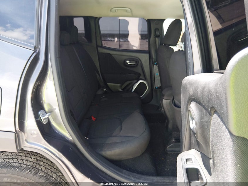 2018 Jeep Renegade VIN ZACCJBBB6JPJ44956 IAAI salvage auction — RIGHT FRONT, Original (Texas), sold $3,600 on 2026-07-14 (photo 8)