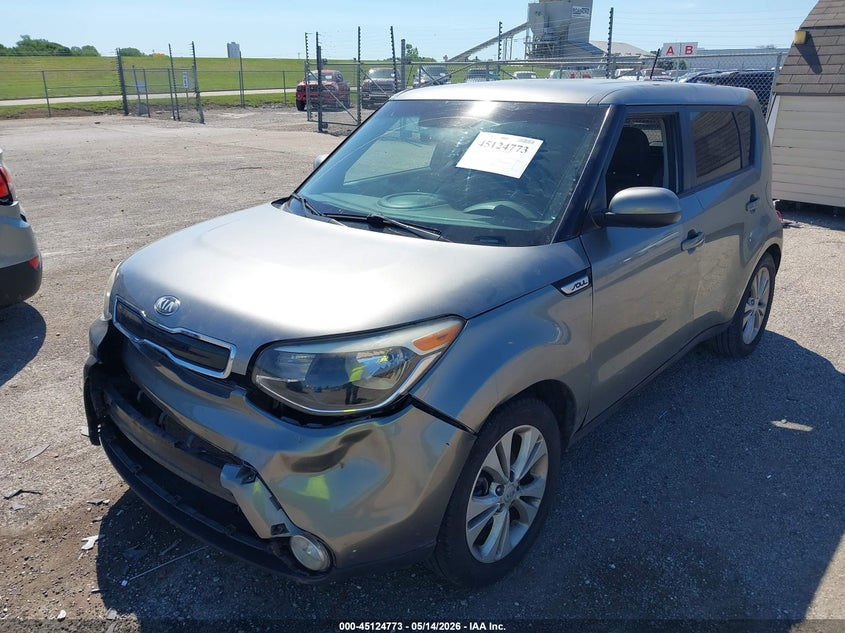 2016 Kia Soul VIN KNDJP3A58G7236926 IAAI salvage auction — FRONT & REAR, Salvage (Illinois), sold $425 on 2026-07-15 (photo 2)