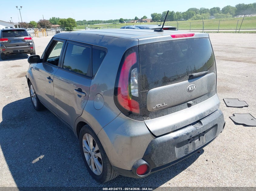 2016 Kia Soul VIN KNDJP3A58G7236926 IAAI salvage auction — FRONT & REAR, Salvage (Illinois), sold $425 on 2026-07-15 (photo 3)