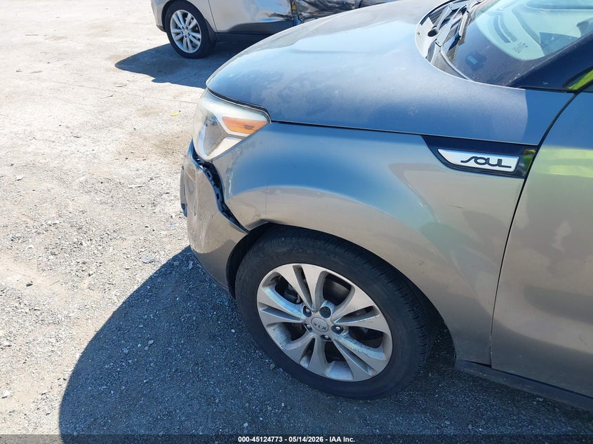 2016 Kia Soul VIN KNDJP3A58G7236926 IAAI salvage auction — FRONT & REAR, Salvage (Illinois), sold $425 on 2026-07-15 (photo 6)