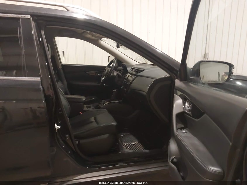 2018 Nissan Rogue VIN JN8AT2MV8JW304144 IAAI salvage auction — FRONT END, Regular (South Dakota), sold $3,750 on 2026-07-21 (photo 5)