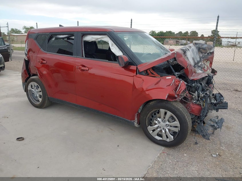 2020 Kia Soul VIN KNDJ23AU7L7038029 IAAI salvage auction — ENGINE BURN, Salvage (Texas), sold $350 on 2026-07-09 (photo 1)