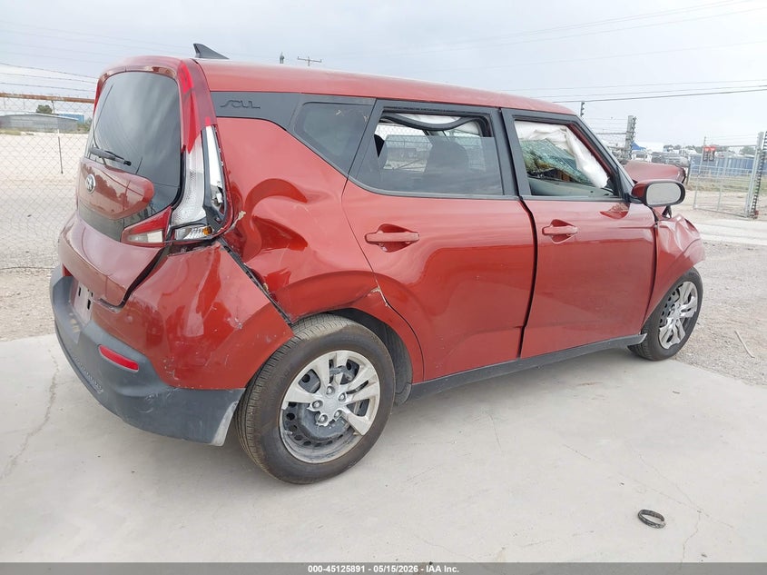 2020 Kia Soul VIN KNDJ23AU7L7038029 IAAI salvage auction — ENGINE BURN, Salvage (Texas), sold $350 on 2026-07-09 (photo 4)