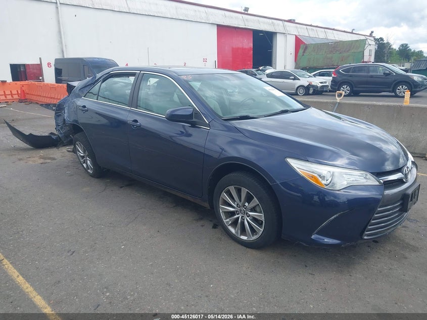 2015 Toyota Camry VIN 4T1BF1FK0FU877400 IAAI salvage auction — REAR END, Salvage (Oregon), sold $2,700 on 2026-07-09 (photo 1)