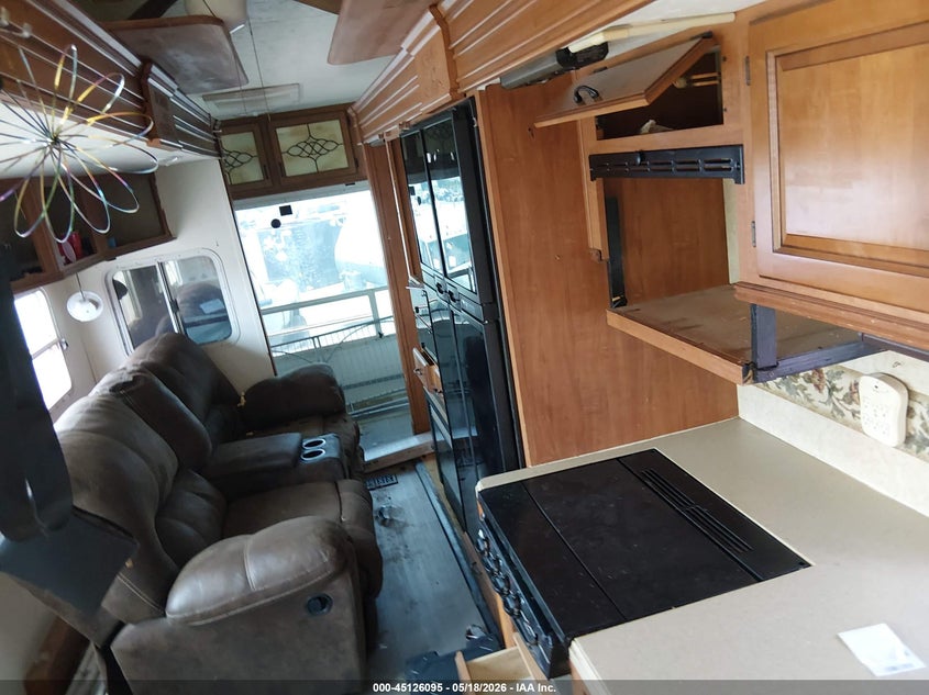 2007 Jayco Designer VIN 1UJCJ02R971SS0067 IAAI salvage auction — HAIL, Original (Texas), sold $800 on 2026-09-01 (photo 8)