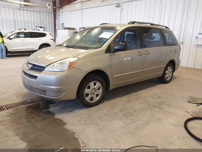 2005 Toyota Sienna VIN 5TDZA23C85S377024 IAAI salvage auction — NORMAL WEAR, Salvage (Texas), sold $250 on 2026-07-20 (photo 2)