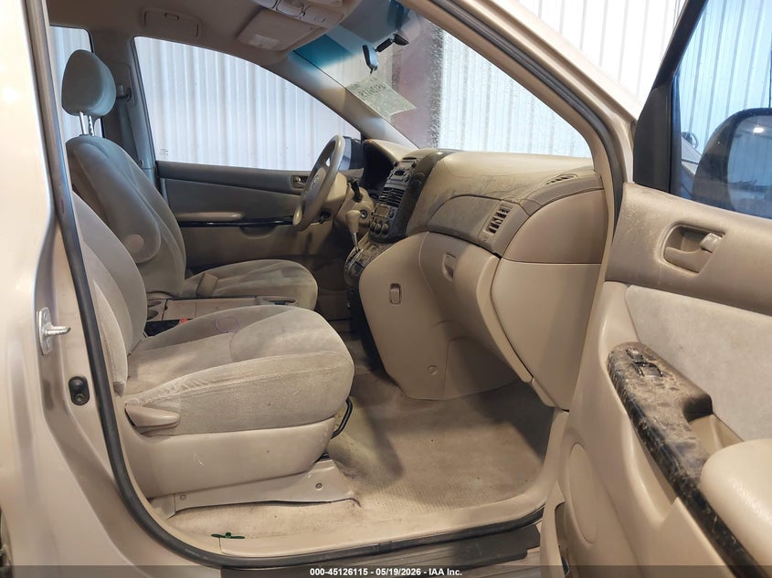 2005 Toyota Sienna VIN 5TDZA23C85S377024 IAAI salvage auction — NORMAL WEAR, Salvage (Texas), sold $250 on 2026-07-20 (photo 5)