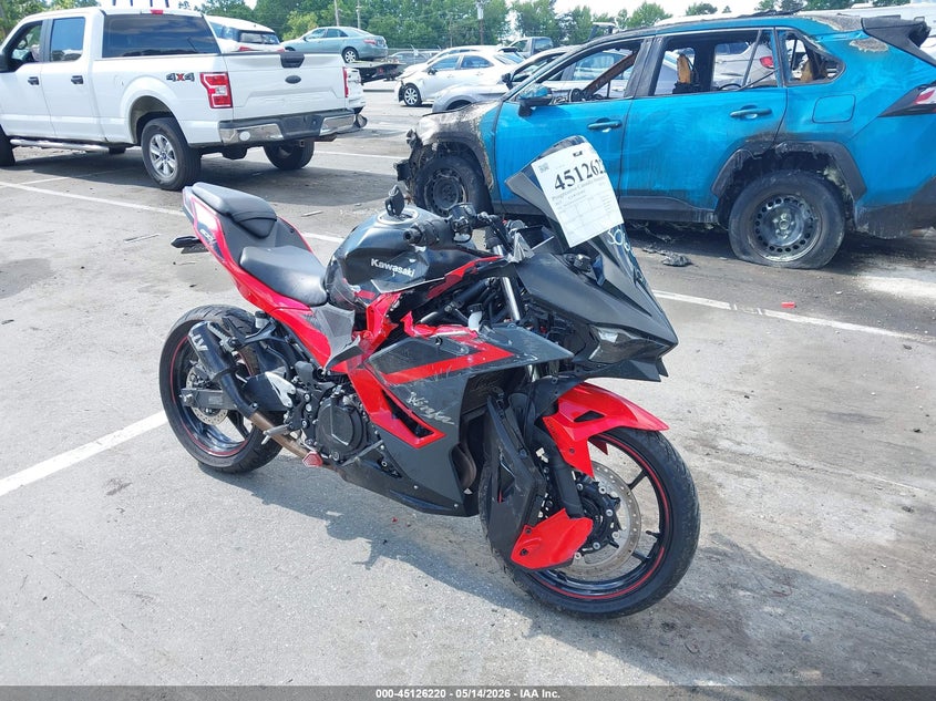 2025 Kawasaki Ninja VIN ML5EXGJ14SDA53066 IAAI salvage auction — LEFT & RIGHT, Salvage (North Carolina), sold $1,000 on 2026-07-28 (photo 1)