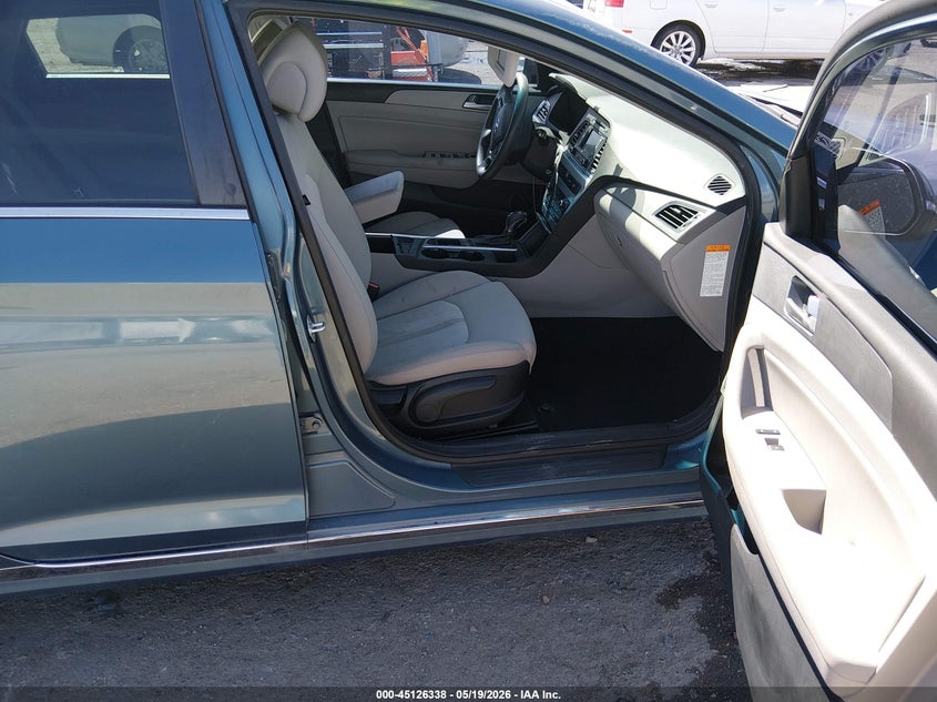 2016 Hyundai Sonata VIN KMHE24L15GA035306 IAAI salvage auction — FRONT END, Salvage (New Mexico), sold $900 on 2026-07-20 (photo 5)