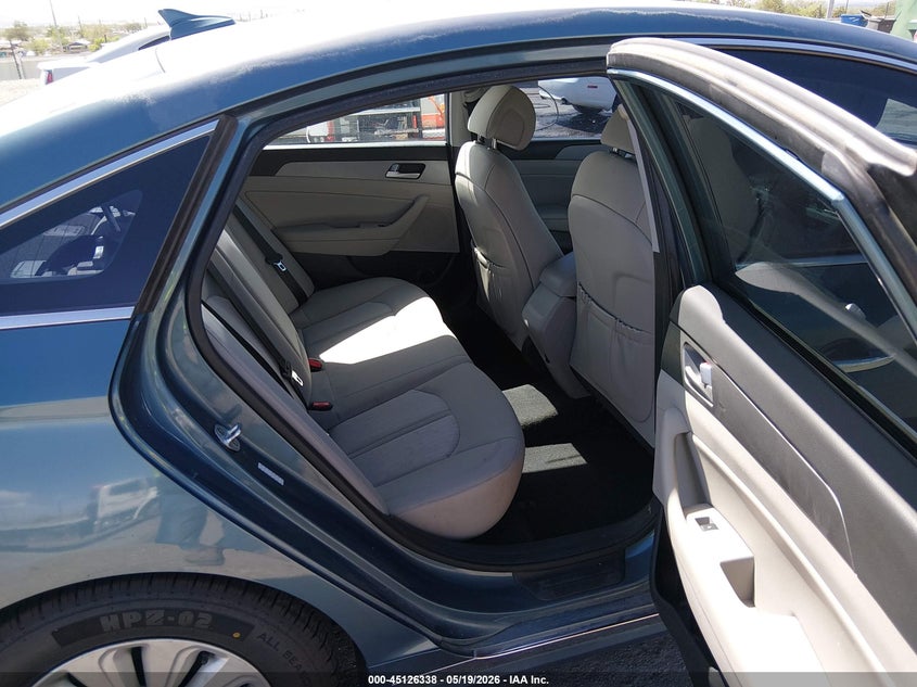 2016 Hyundai Sonata VIN KMHE24L15GA035306 IAAI salvage auction — FRONT END, Salvage (New Mexico), sold $900 on 2026-07-20 (photo 8)