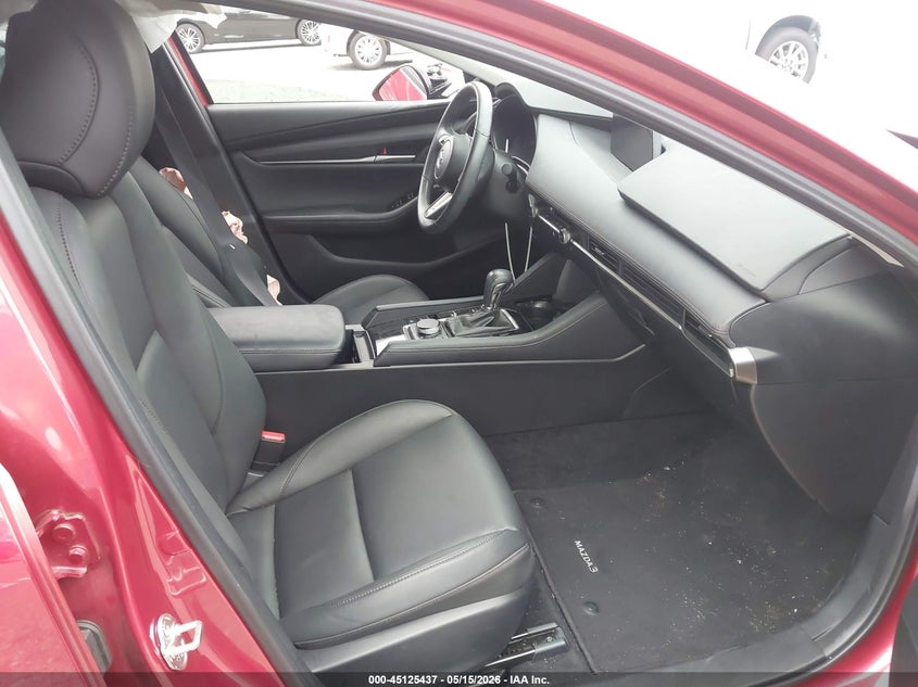 2025 Mazda 3 VIN 3MZBPABM0SM453672 IAAI salvage auction — LEFT SIDE, Salvage Title, sold $7,300 on 2026-08-18 (photo 5)