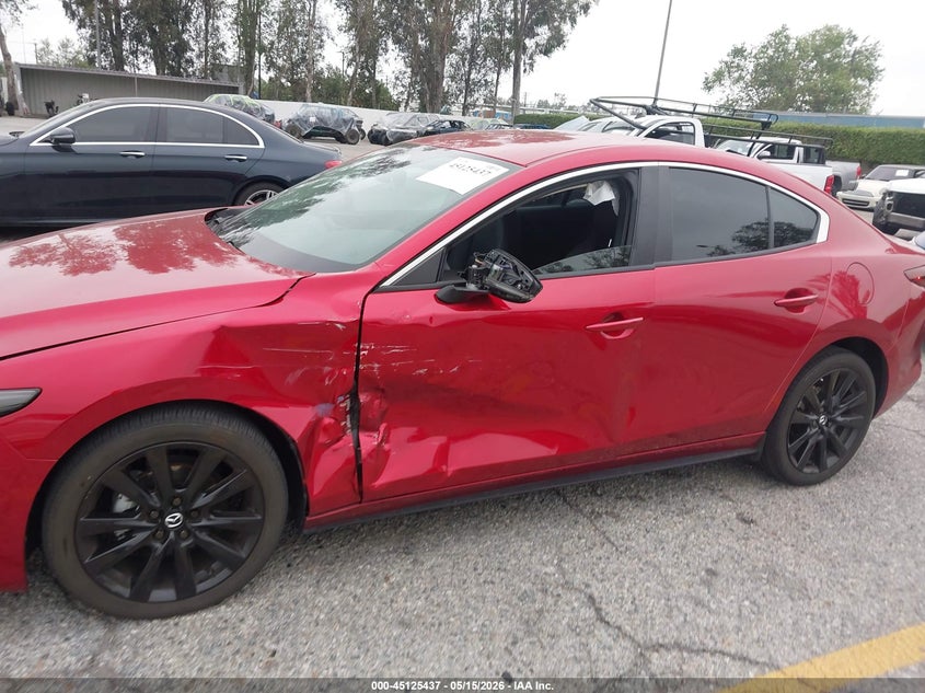 2025 Mazda 3 VIN 3MZBPABM0SM453672 IAAI salvage auction — LEFT SIDE, Salvage Title, sold $7,300 on 2026-08-18 (photo 6)