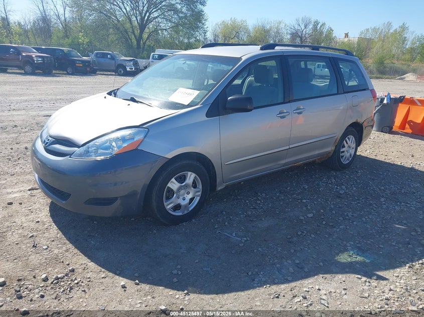 2006 Toyota Sienna VIN 5TDZA23C86S553958 IAAI salvage auction — NORMAL WEAR, Clear-Endorsement (Wisconsin), sold $550 on 2026-07-16 (photo 2)