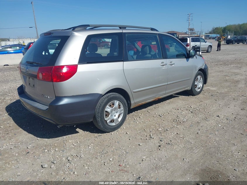 2006 Toyota Sienna VIN 5TDZA23C86S553958 IAAI salvage auction — NORMAL WEAR, Clear-Endorsement (Wisconsin), sold $550 on 2026-07-16 (photo 4)