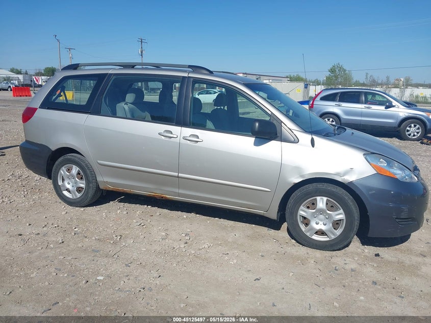 2006 Toyota Sienna VIN 5TDZA23C86S553958 IAAI salvage auction — NORMAL WEAR, Clear-Endorsement (Wisconsin), sold $550 on 2026-07-16 (photo 6)
