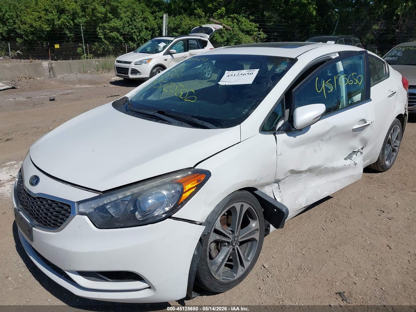 2016 Kia Forte VIN KNAFZ4A86G5549191 IAAI salvage auction — FRONT & REAR, Salvage (Indiana), sold $1,325 on 2026-07-08 (photo 6)