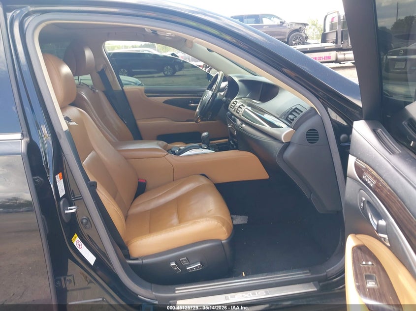 2016 Lexus Ls VIN JTHCL5EF8G5027067 IAAI salvage auction — FRONT END, Salvage - Greater Than 75% (Maryland), sold $6,675 on 2026-07-28 (photo 5)