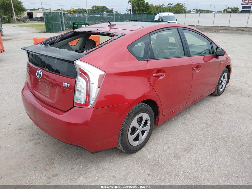 2012 Toyota Prius VIN JTDKN3DU5C5466183 IAAI salvage auction — HAIL, Salvage (Kansas), sold $2,500 on 2026-08-01 (photo 4)