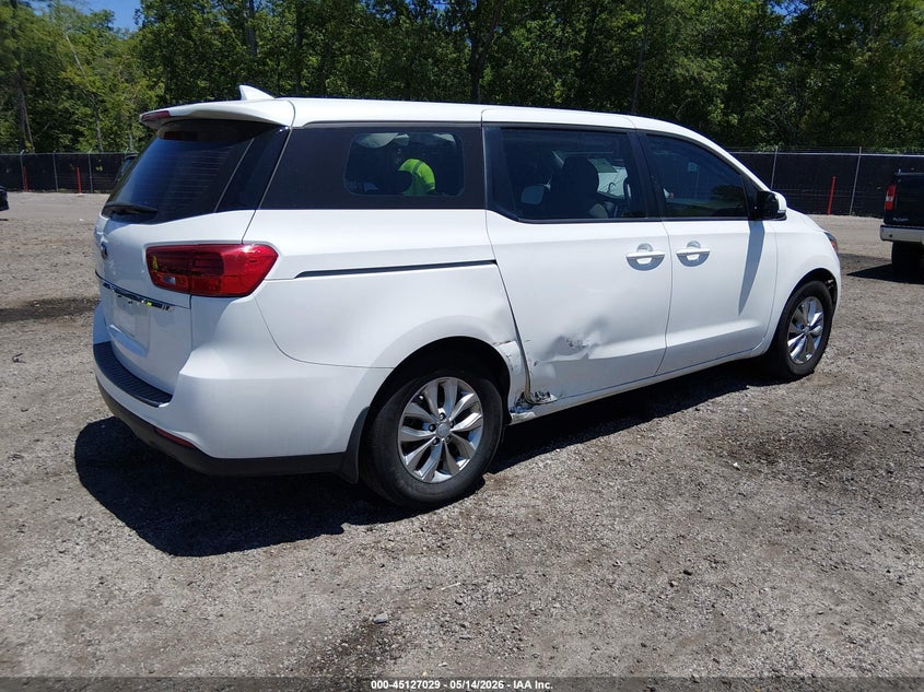 2020 Kia SEDONA VIN KNDMA5C13L6645680 IAAI salvage auction — LEFT & RIGHT, Salvage (South Carolina), sold $1,200 on 2026-07-15 (photo 4)