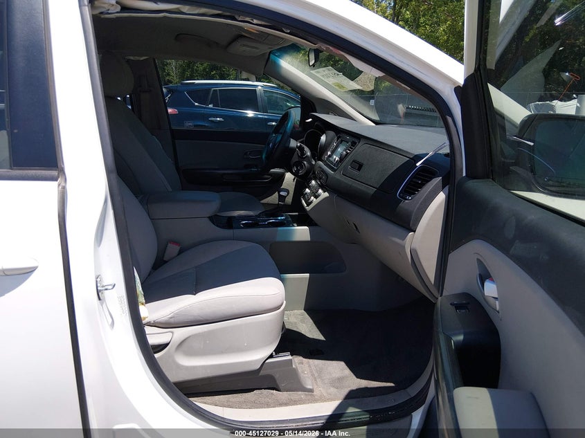 2020 Kia SEDONA VIN KNDMA5C13L6645680 IAAI salvage auction — LEFT & RIGHT, Salvage (South Carolina), sold $1,200 on 2026-07-15 (photo 5)