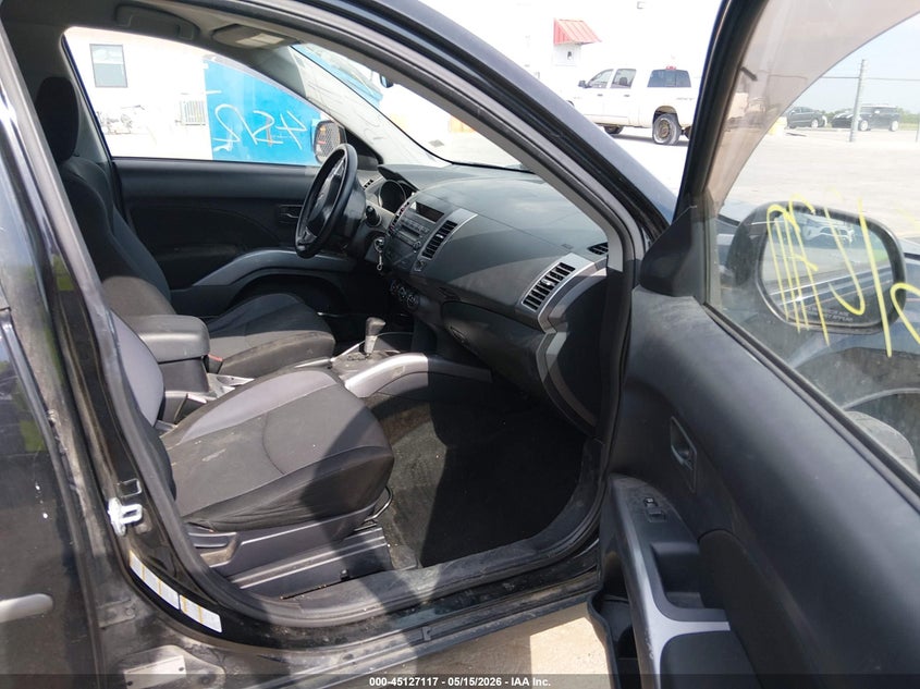 2008 Mitsubishi Outlander VIN JA4LS21W18Z009426 IAAI salvage auction — FRONT END, Salvage (Missouri), sold $300 on 2026-07-29 (photo 5)
