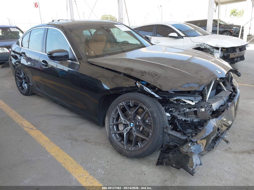 2025 BMW 3er VIN 3MW69CW07S8F28200 — IAAI salvage auction photo