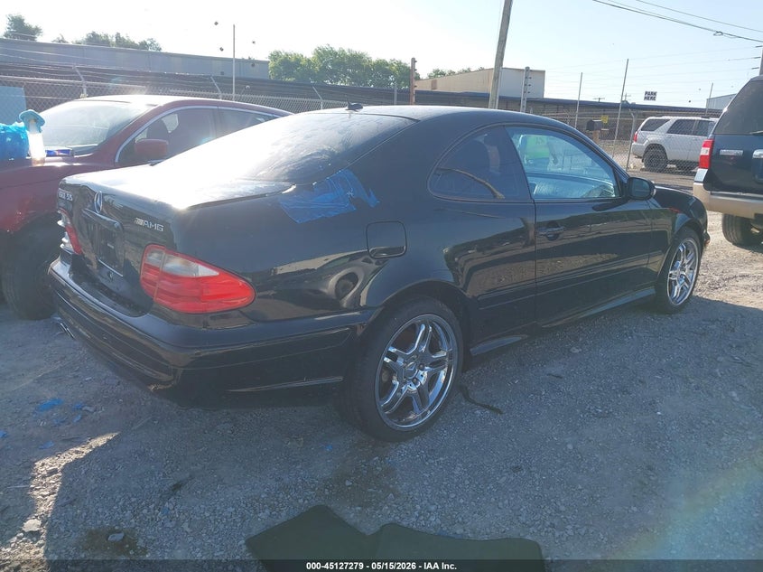 2001 Mercedes-benz Clk-klasse amg VIN WDBLJ74G21F174949 IAAI salvage auction — REAR END, Clear (Tennessee), sold $2,975 on 2026-07-13 (photo 4)