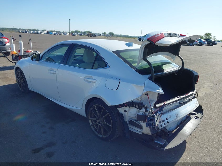 2014 Lexus Is VIN JTHCF1D24E5013453 IAAI salvage auction — REAR END, Salvage (Minnesota), sold $4,725 on 2026-07-29 (photo 3)