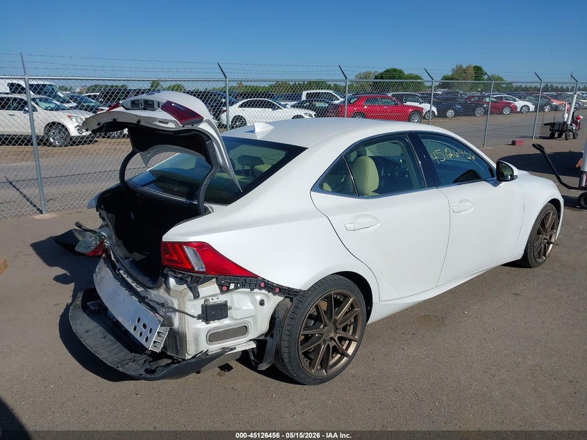2014 Lexus Is VIN JTHCF1D24E5013453 IAAI salvage auction — REAR END, Salvage (Minnesota), sold $4,725 on 2026-07-29 (photo 4)