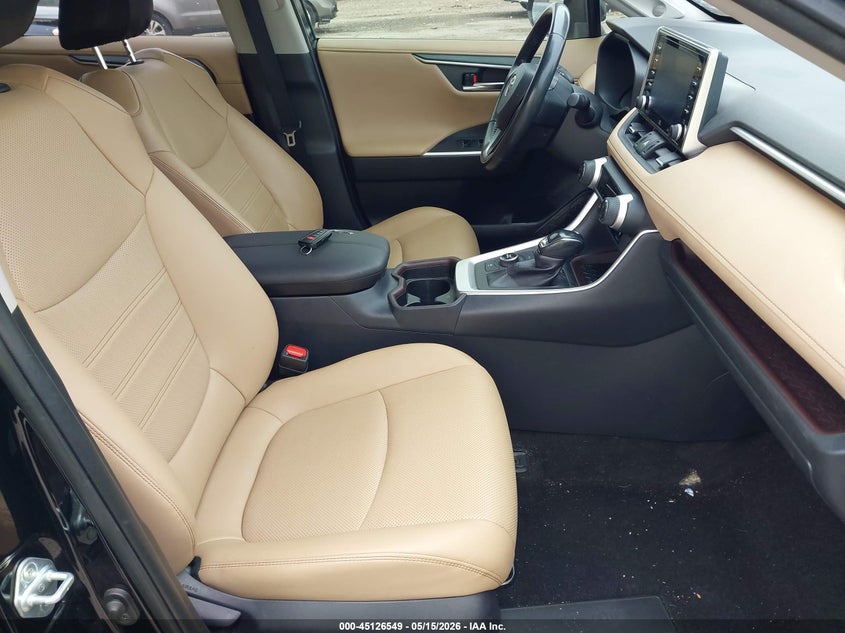 2019 Toyota Rav 4 VIN JTMDWRFV5KD520133 IAAI salvage auction — FRONT END, Salvage (Illinois), sold $9,700 on 2026-07-22 (photo 5)
