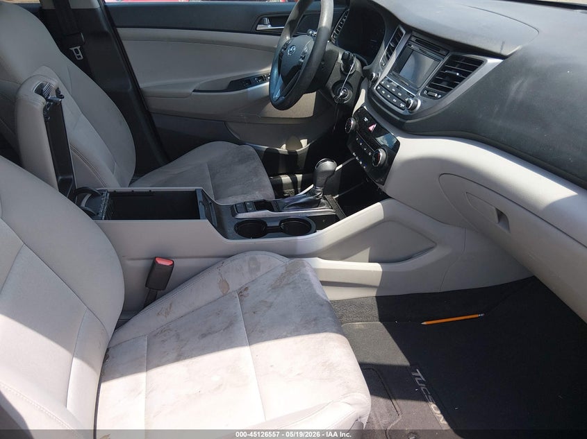 2017 Hyundai Tucson VIN KM8J3CA44HU419595 IAAI salvage auction — NORMAL WEAR, Original (Ohio), sold $500 on 2026-07-29 (photo 5)