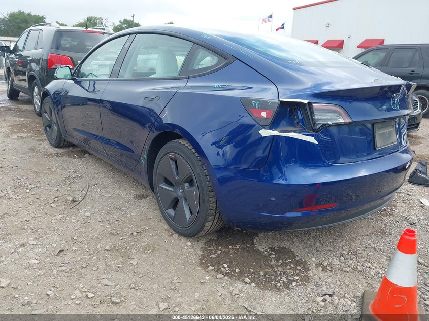 2022 Tesla Model 3 VIN 5YJ3E1EB2NF261623 IAAI salvage auction — REAR END, Original (Texas), sold $9,800 on 2026-07-16 (photo 3)