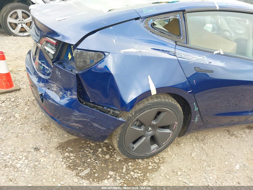 2022 Tesla Model 3 VIN 5YJ3E1EB2NF261623 IAAI salvage auction — REAR END, Original (Texas), sold $9,800 on 2026-07-16 (photo 6)