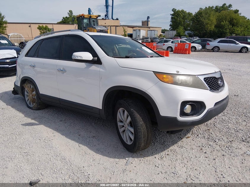 2011 Kia Sorento VIN 5XYKU3A14BG025891 IAAI salvage auction — REAR END, Salvage (Kentucky), sold $525 on 2026-07-26 (photo 1)