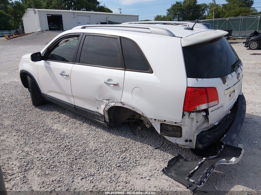 2011 Kia Sorento VIN 5XYKU3A14BG025891 IAAI salvage auction — REAR END, Salvage (Kentucky), sold $525 on 2026-07-26 (photo 3)