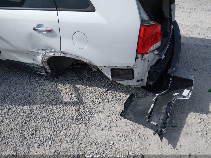 2011 Kia Sorento VIN 5XYKU3A14BG025891 IAAI salvage auction — REAR END, Salvage (Kentucky), sold $525 on 2026-07-26 (photo 6)