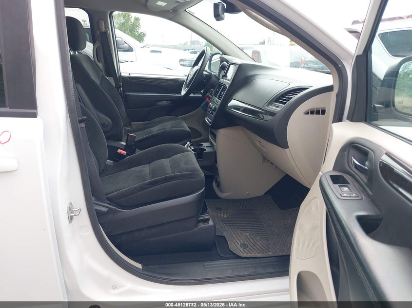 2018 Dodge Grand caravan VIN 2C4RDGBG2JR309961 IAAI salvage auction — NORMAL WEAR, Sf97 (Utah), sold $14,075 on 2026-07-08 (photo 5)