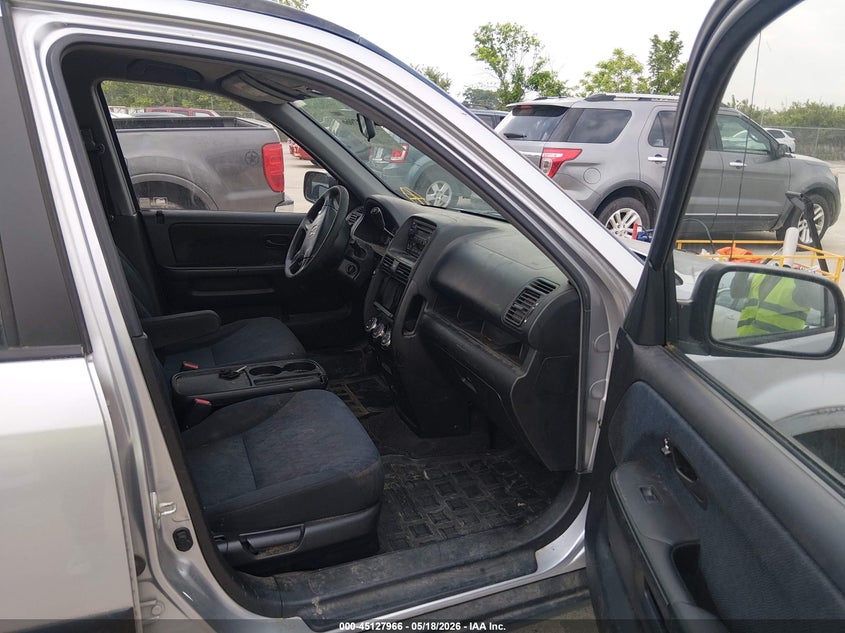 2005 Honda Cr-v VIN JHLRD68545C013406 IAAI salvage auction — NORMAL WEAR, Clear (Michigan), sold $250 on 2026-07-07 (photo 5)