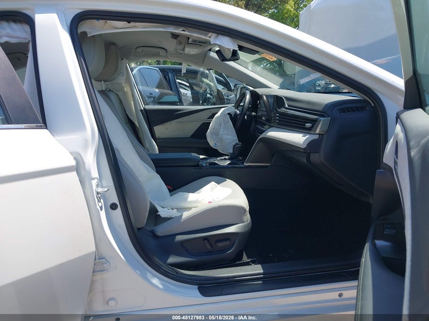 2025 Toyota Camry VIN 4T1DBADK9SU032000 IAAI salvage auction — BIOHAZARD/CHEMICAL, Mv-907A (New York), sold $9,000 on 2026-07-31 (photo 5)