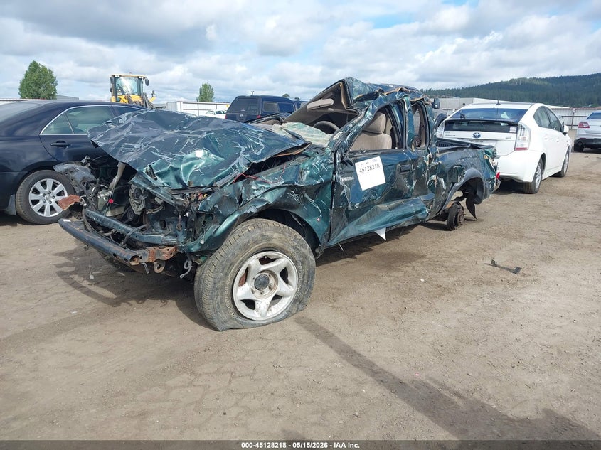 2001 Toyota Tacoma VIN 5TEWN72N01Z869759 IAAI salvage auction — ROLLOVER, Bill Of Sale (Washington), sold $825 on 2026-07-07 (photo 2)