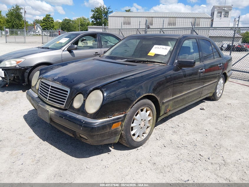 1999 Mercedes-benz E-class VIN WDBJF25H8XA913301 IAAI salvage auction — NORMAL WEAR, Original (Ohio), sold $250 on 2026-07-14 (photo 2)