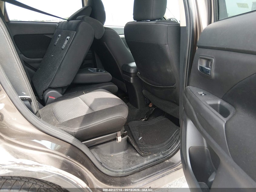 2017 Mitsubishi Outlander VIN JA4AZ3A30HZ013434 IAAI salvage auction — RIGHT SIDE, Salvage (Missouri), sold $1,025 on 2026-07-09 (photo 8)